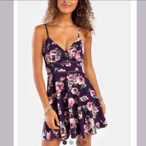 NWT Francesca's Floral Ladder Trim Mini Dress - Picture 1 of 11